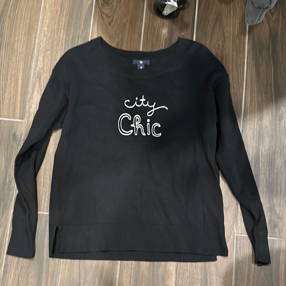 GAP women’s lightweight Black Knit Sweater M NWT